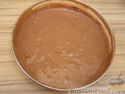 Шоколадный торт (на кефире): Полученное тесто взбить вилкой или миксером до однородности.