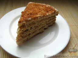 Медовый торт со сгущенкой: Медовый торт со сгущенкой готов.  Приятного аппетита!