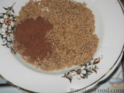 Пирожное «Картошка» из сухарей: К измельченным орехам добавить какао. Перемешать.