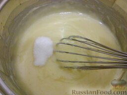 Крем заварной без масла: Затем добавляют ванильный сахар.