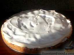 Вишневый пирог с безе: Пирог готов!