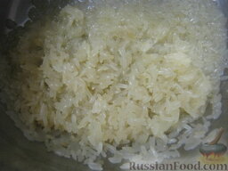 Начинки для пирожков из риса с яйцом: Как приготовить начинку для пирожков с рисом:    Рис для пирожков сварить до полуготовности (10-15 минут) в большом количестве воды (3-3,5 стакана), откинуть на сито.