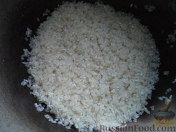 Рисовая каша молочная: Рис тщательно промывают.