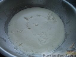 Хачапури — лепешка с сыром: Накрыть чистым полотенцем, оставить в теплом месте на 15-20 минут.