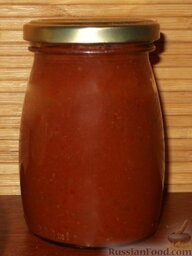 Английский кетчуп: Готовый кетчуп нужно разлить в стерильные бутылки. Хранить 
