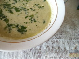 Суп из щавеля (без мяса): По желанию щавелевый суп без мяса посыпать зеленью.  Приятного аппетита!