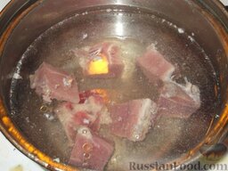 Гречневый суп с мясом: Залить холодной водой.