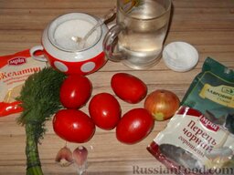 Помидоры в желе: Подготовьте продукты для заготовки помидоров в желе дольками на зиму.