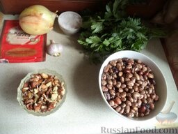 Лобио по-грузински: Продукты для приготовления лобио по-грузински перед вами.